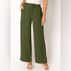 Like New, Active USA Pants Sz L Olive Green Wide Leg Capris Attached Tie Belt